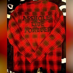 NWOT Assholes live forever men’s embroidered flannel size small.
